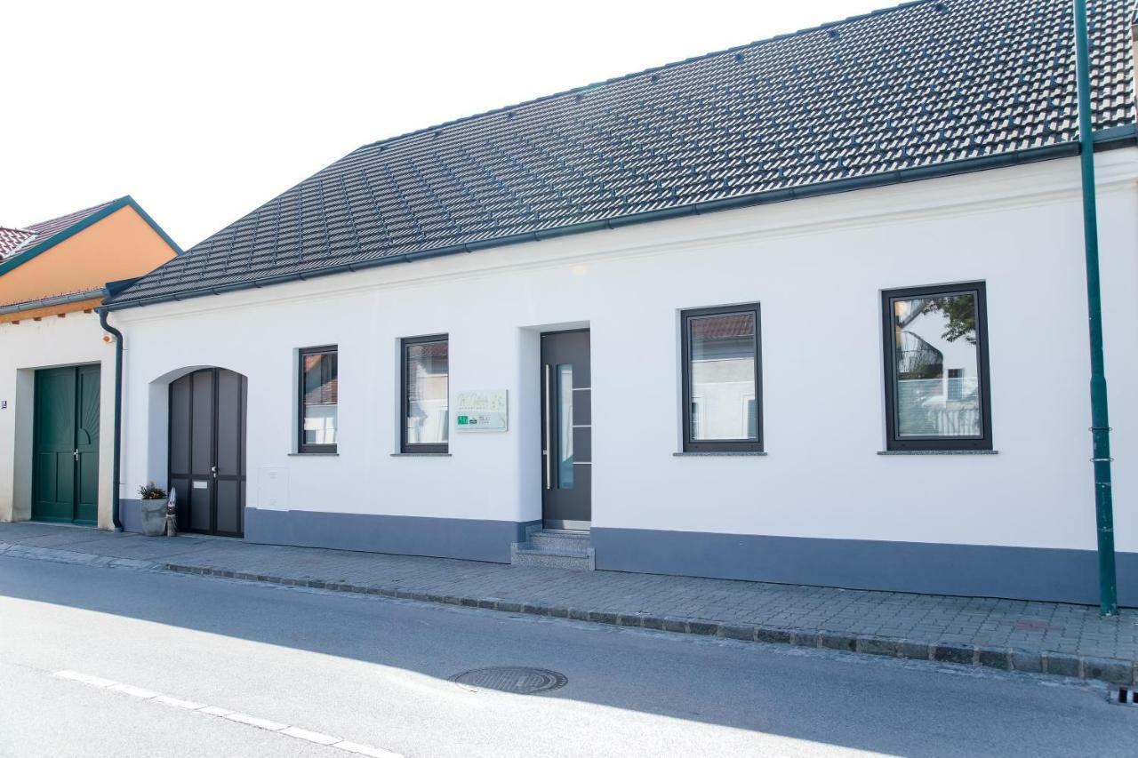Vino Verde Poysdorf Exterior foto